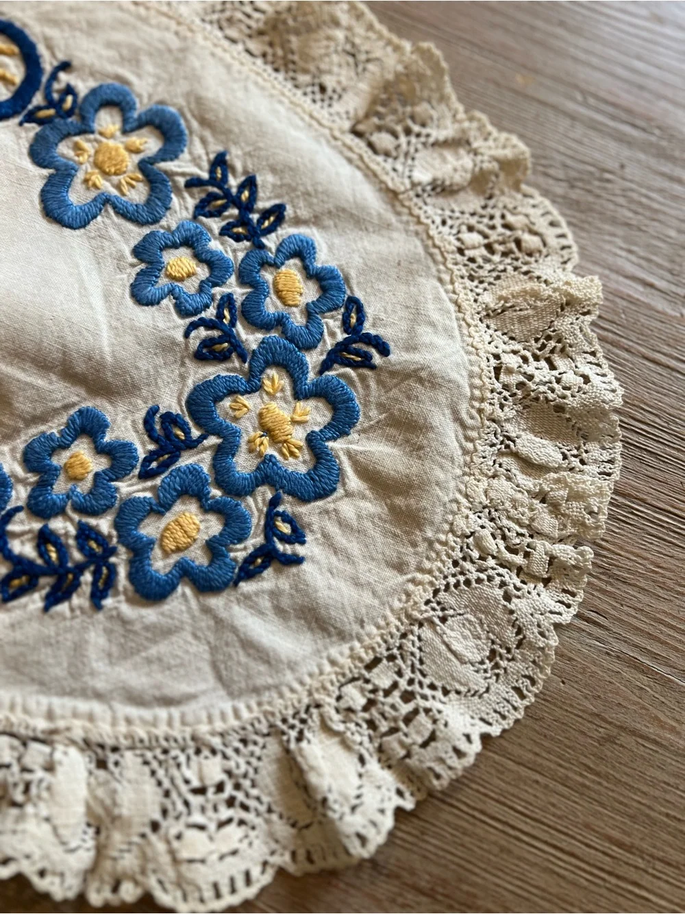 N/A vintage oval
